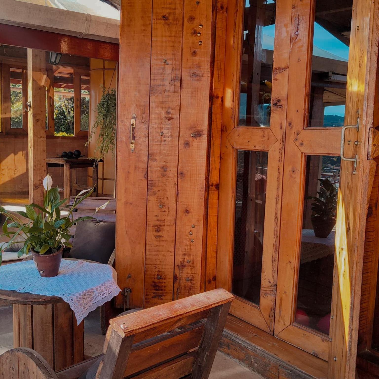 Suite Rustica Aconchego - Com Banheira De Hidromassagem Campos do Jordao Exterior photo